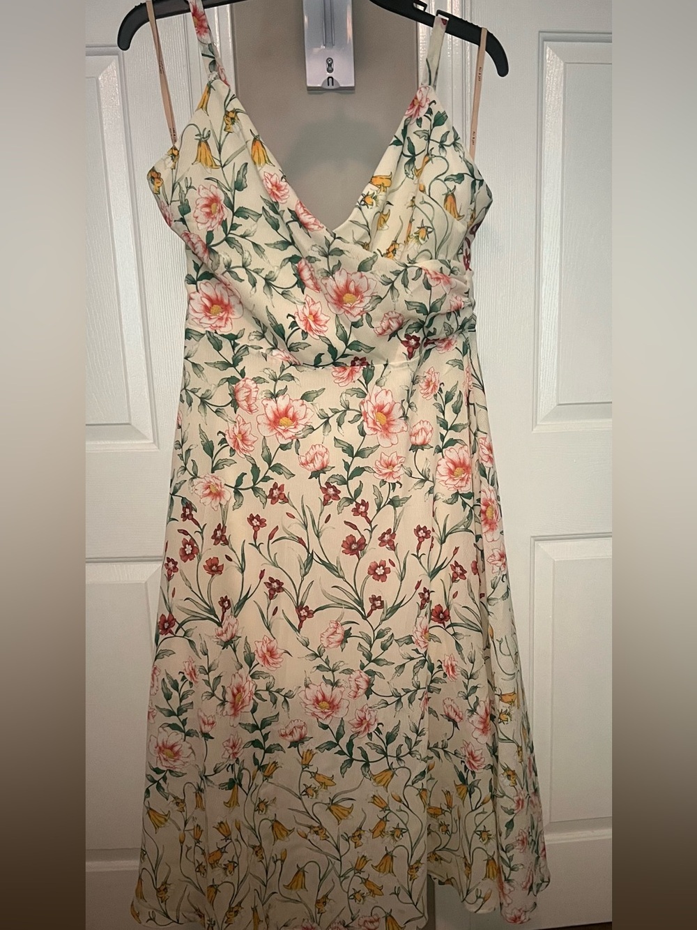 ALI & JAY Floral Midi Dress - Picture 2 of 9